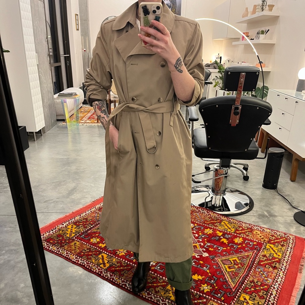 Vintage London Fog classic trench size 8 medium